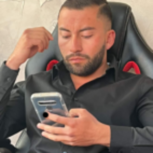 Profile photo of Ernesto Rocher