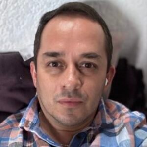 Profile photo of César